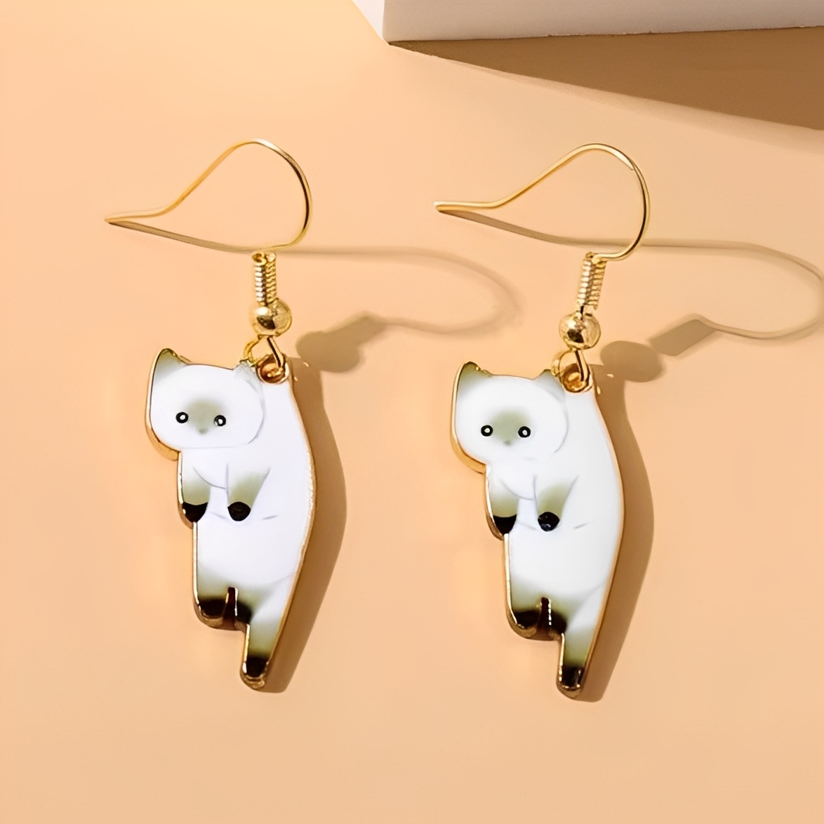Kate – Boucles d'Oreilles Danglantes Chat