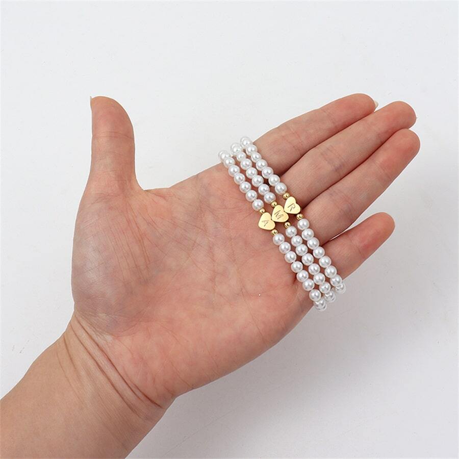 Bracelet en perles avec initiales gravées - Bracelet en perles en forme de cœur personnalisé