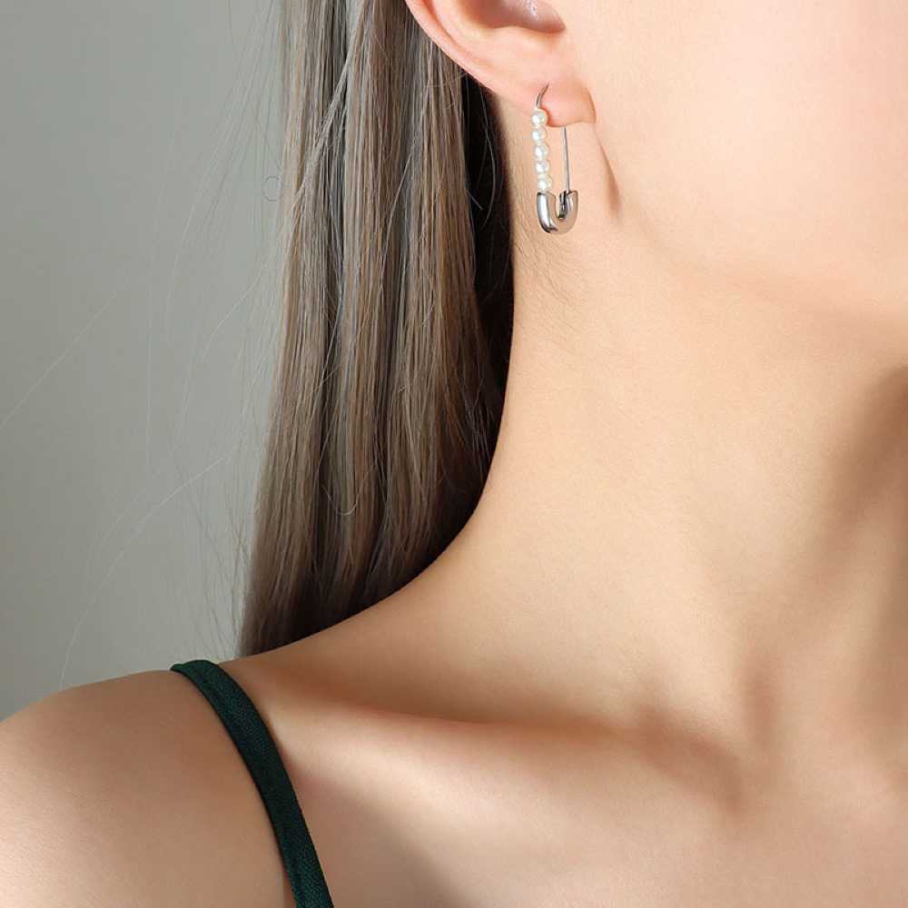 Boucles d'oreilles épingles de sûreté - Boucles d'oreilles délicates avec perles fraîches
