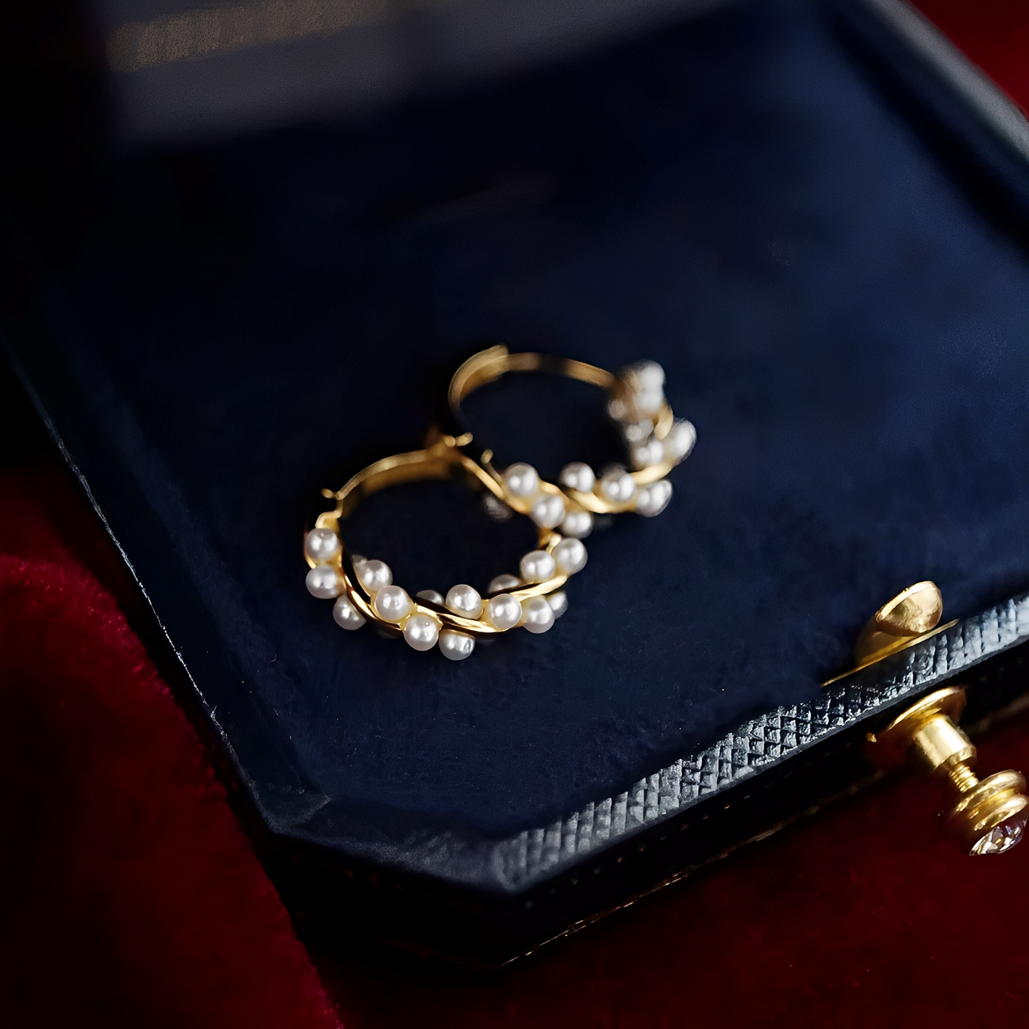 Ellie – Boucles d'Oreilles Perles Torsadées
