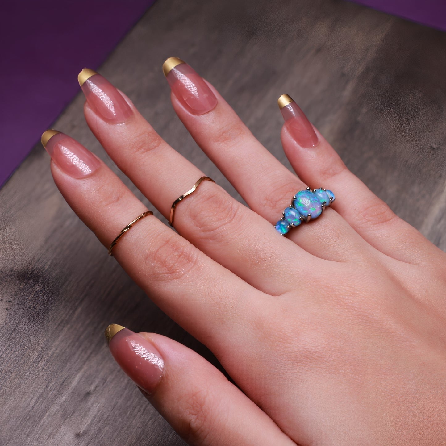 Merly – Bague Opale de Feu Bleue en Argent