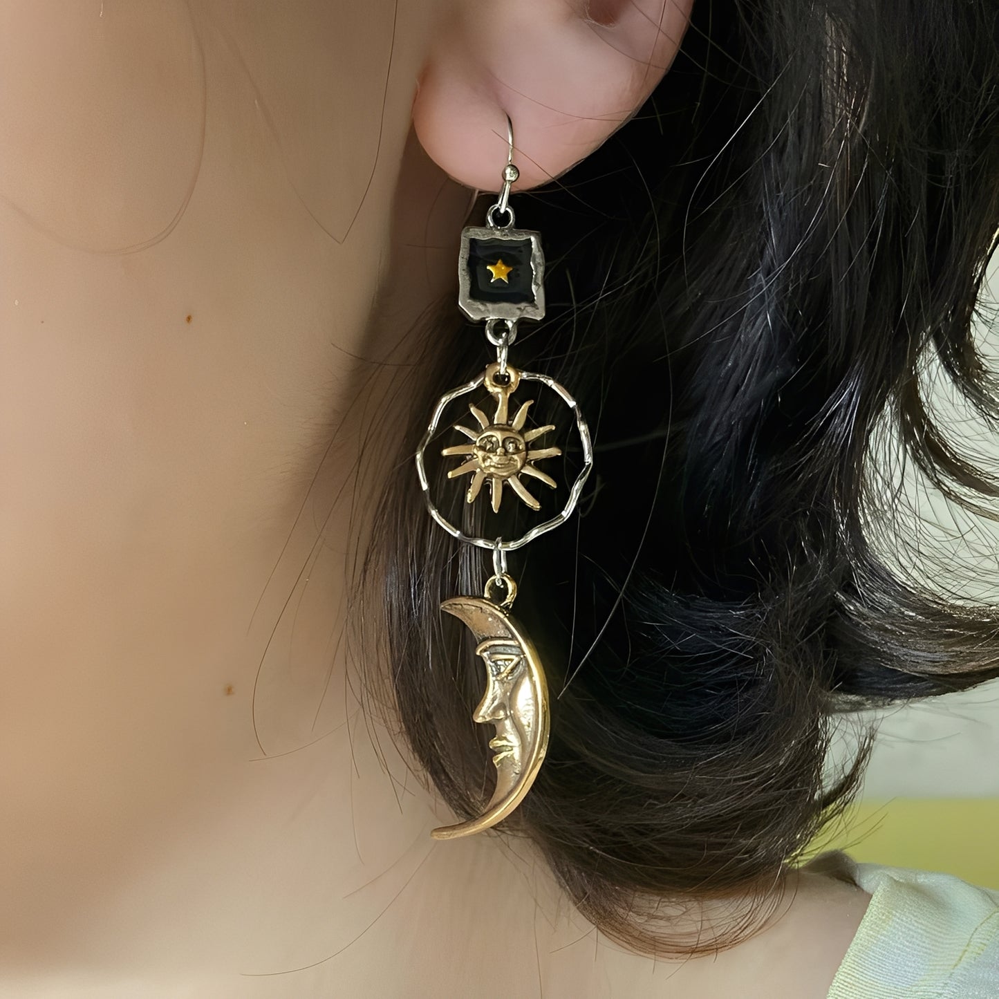 Janna – Boucles d’Oreilles Soleil et Lune