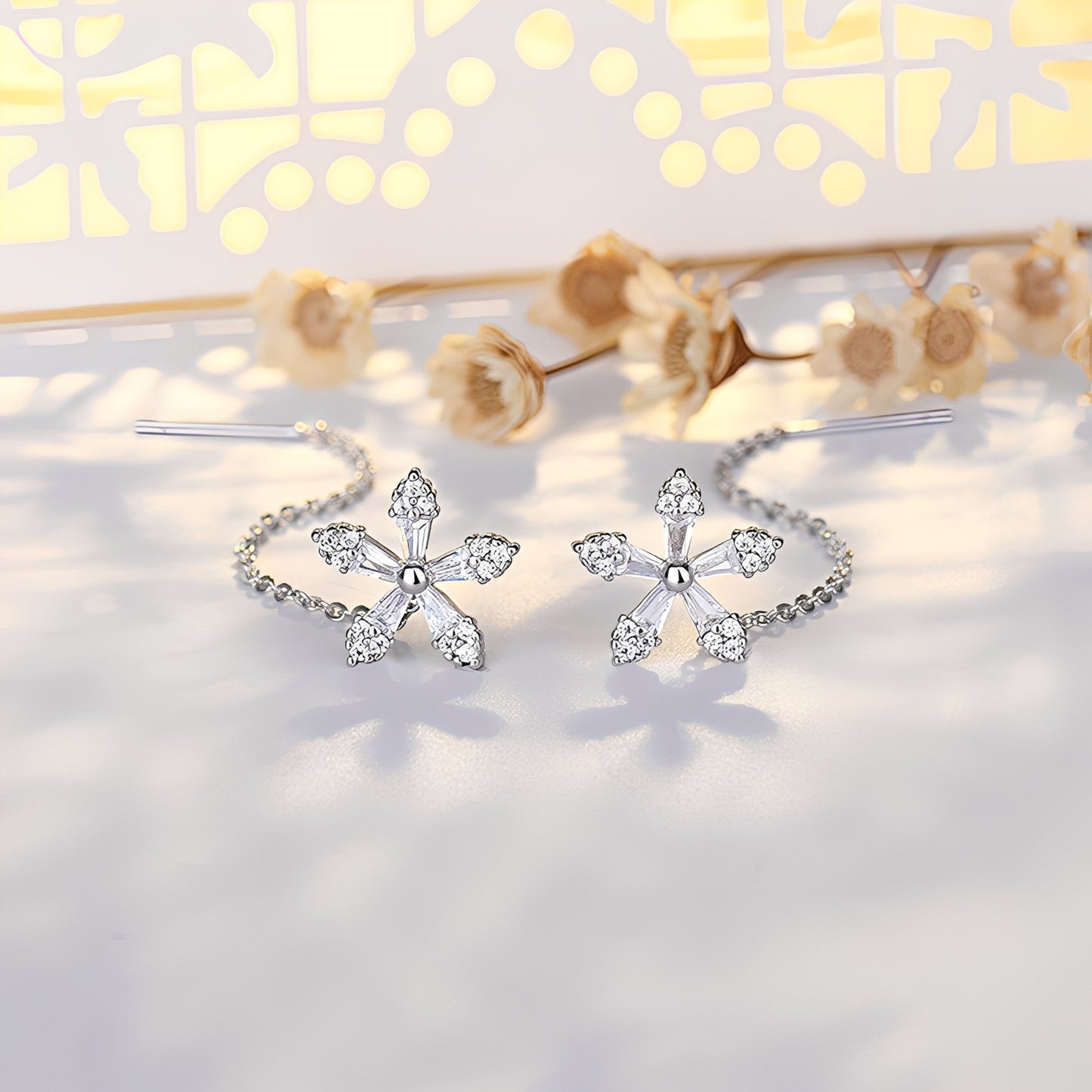 Sophie – Boucles d'Oreilles Diamants en Fil Fleur (Paire)