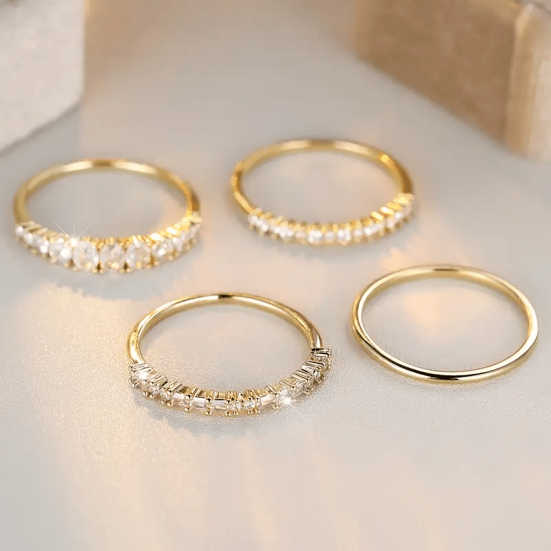Laura – Anneaux Empilables en Zircone Dorée 14k