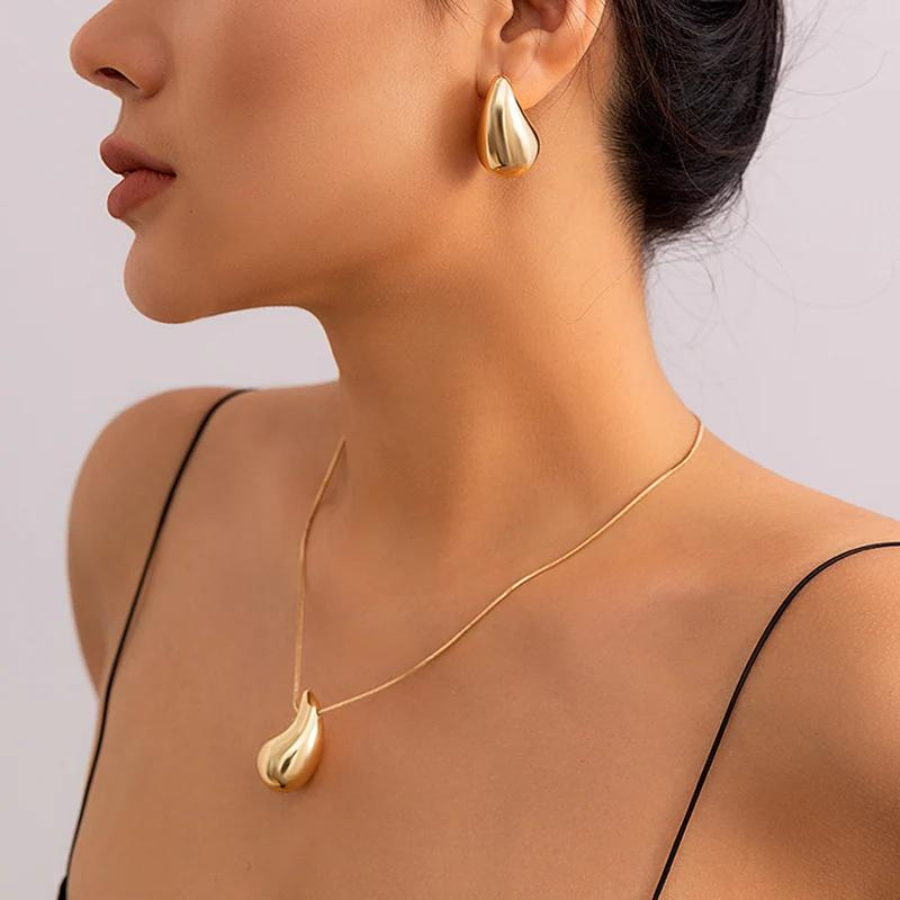 Collier avec pendentif en forme de goutte d'eau surdimensionné - Collier plaqué or avec pendentif en forme de goutte d'eau