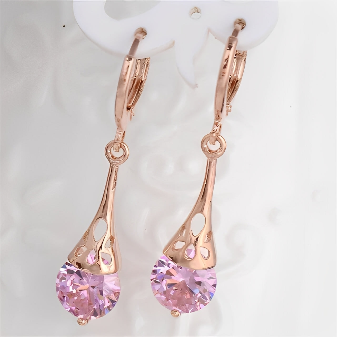 Ciela – Boucles Or Rose & Saphir Blanc