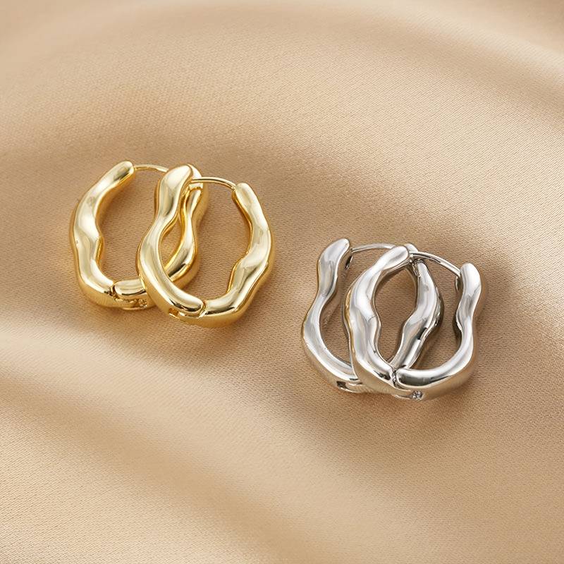 Boucles d'oreilles créoles irrégulières - Boucles d'oreilles créoles à forme irrégulière