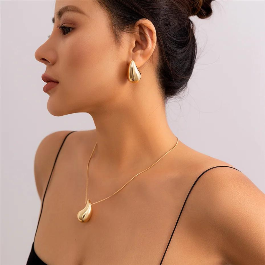 Collier avec pendentif en forme de goutte d'eau surdimensionné - Collier plaqué or avec pendentif en forme de goutte d'eau