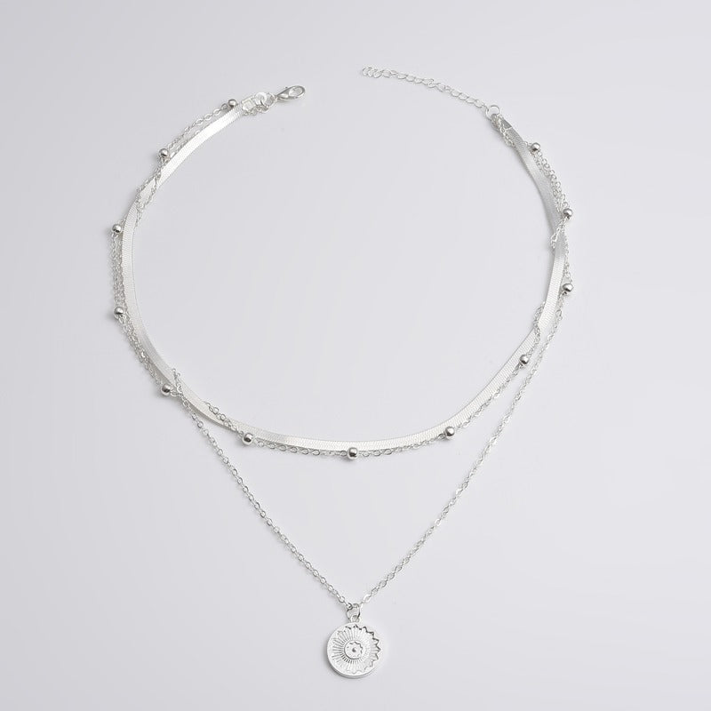 Élégance éclatante – Collier en argent classique