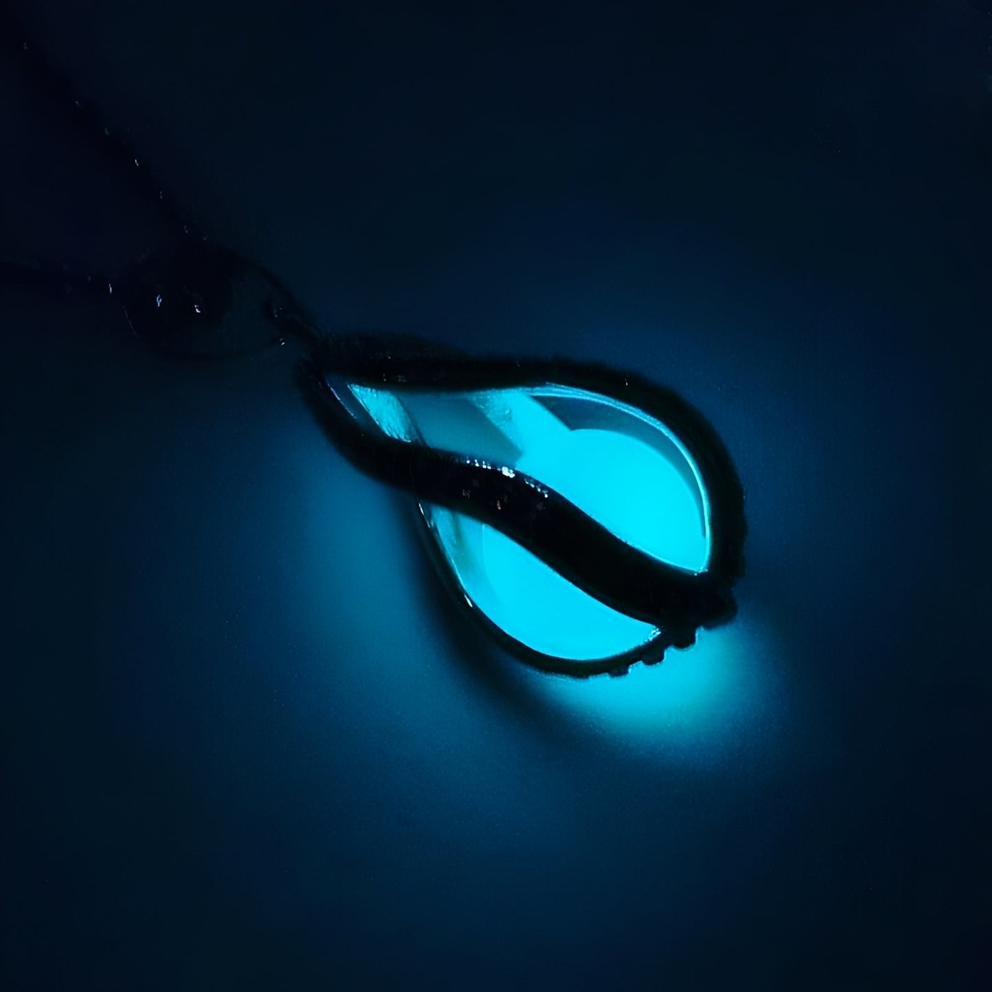 Arielle – Collier Goutte Lumineuse de Sirène