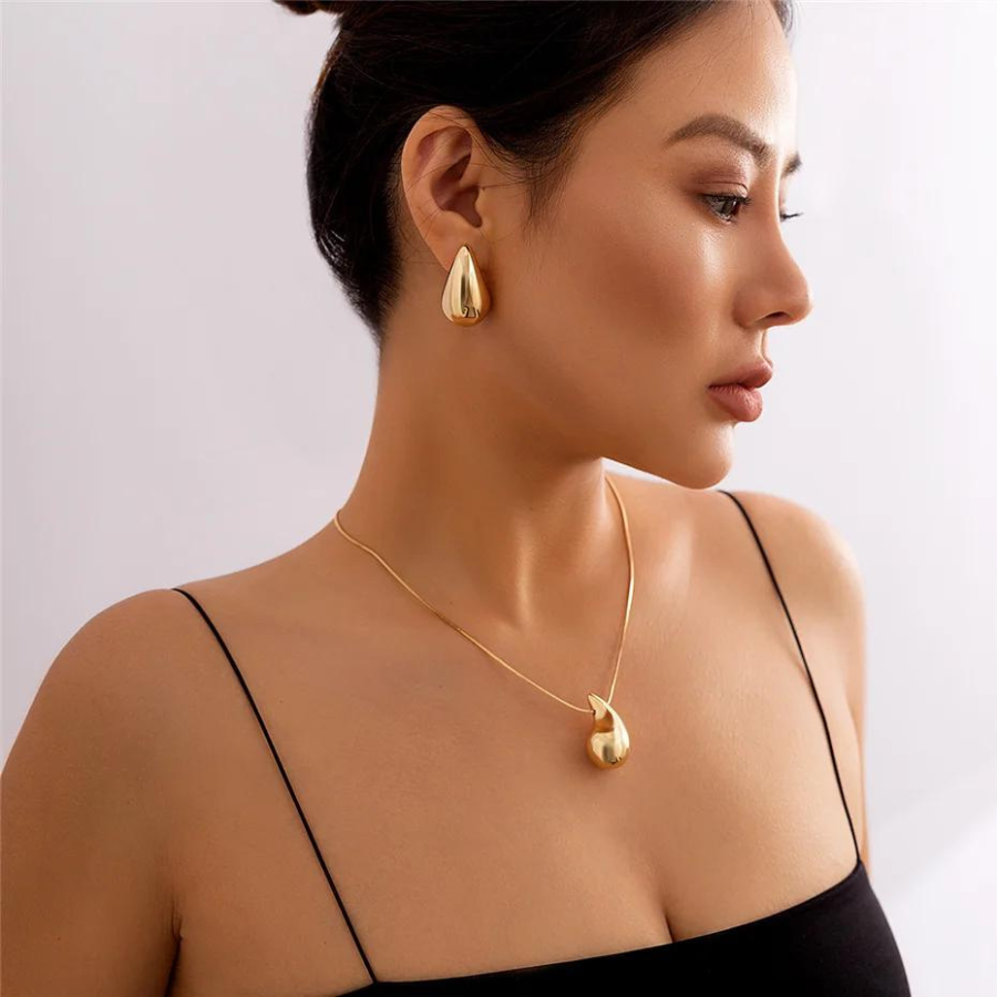 Collier avec pendentif en forme de goutte d'eau surdimensionné - Collier plaqué or avec pendentif en forme de goutte d'eau