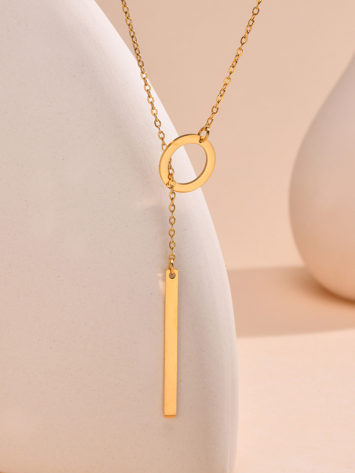 Blythe – Collier Lariat Doré avec Barre