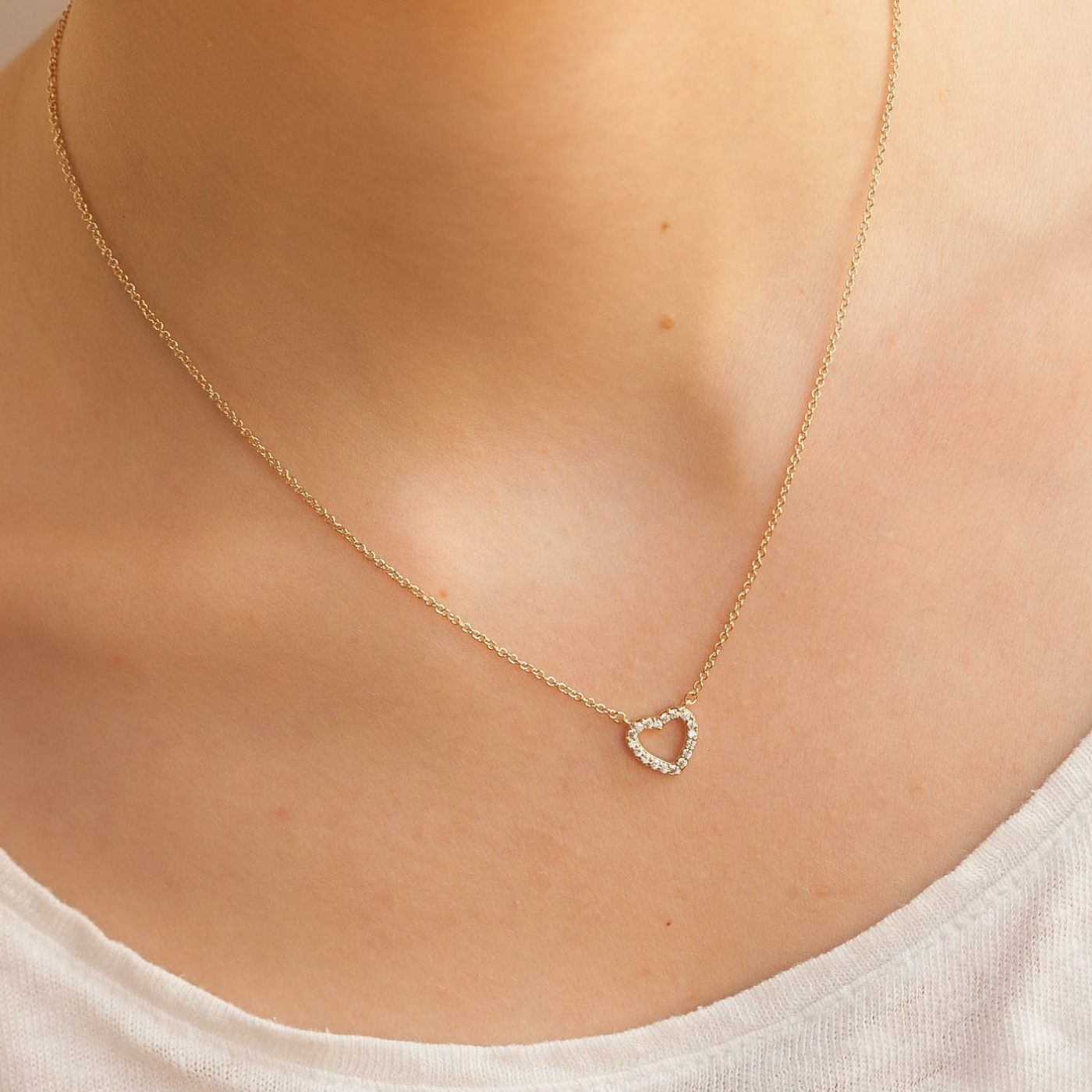 Collier en forme de cœur en or et diamant - Petite chaîne d'amour