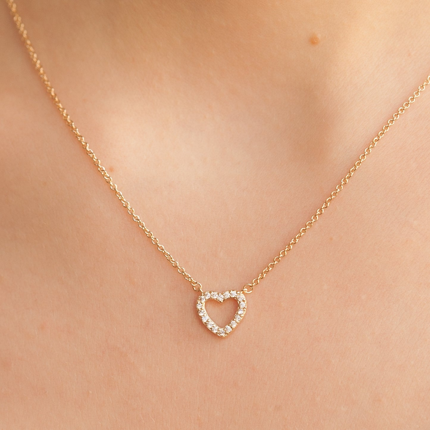 Collier en forme de cœur en or et diamant - Petite chaîne d'amour