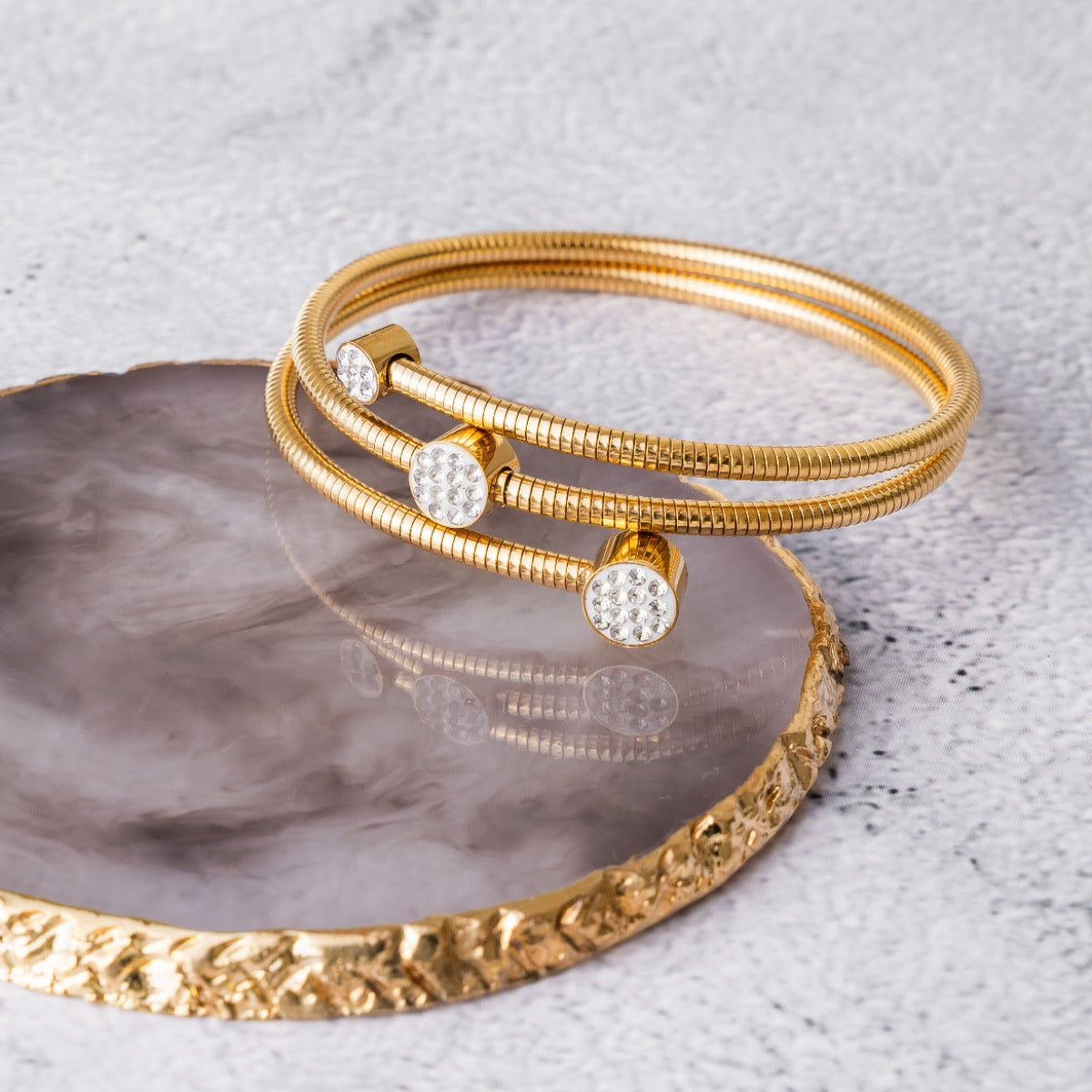 Yani – Bracelet Jonc Torsadé Orné de Pierres