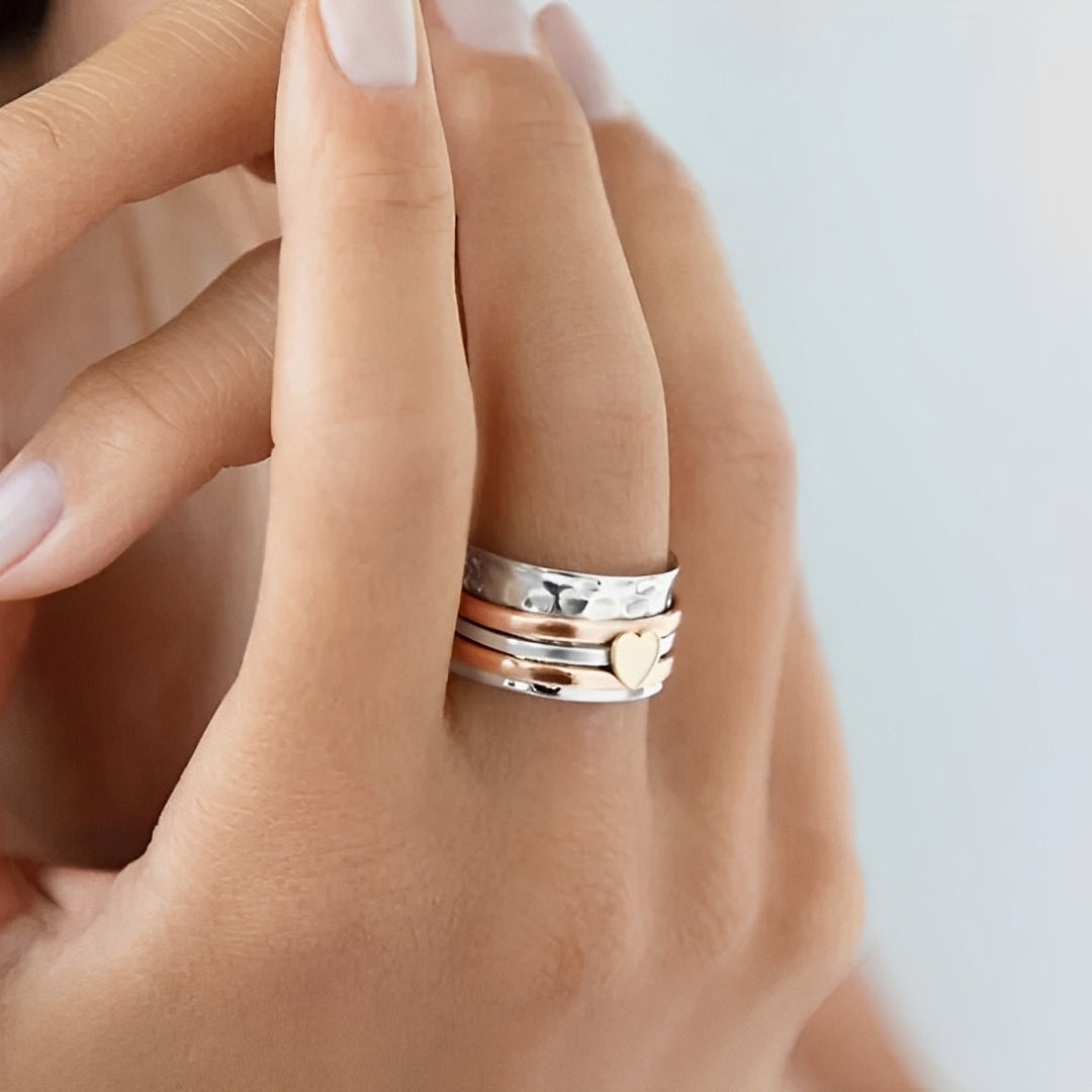 Amara – Bague Tournante de Cœur