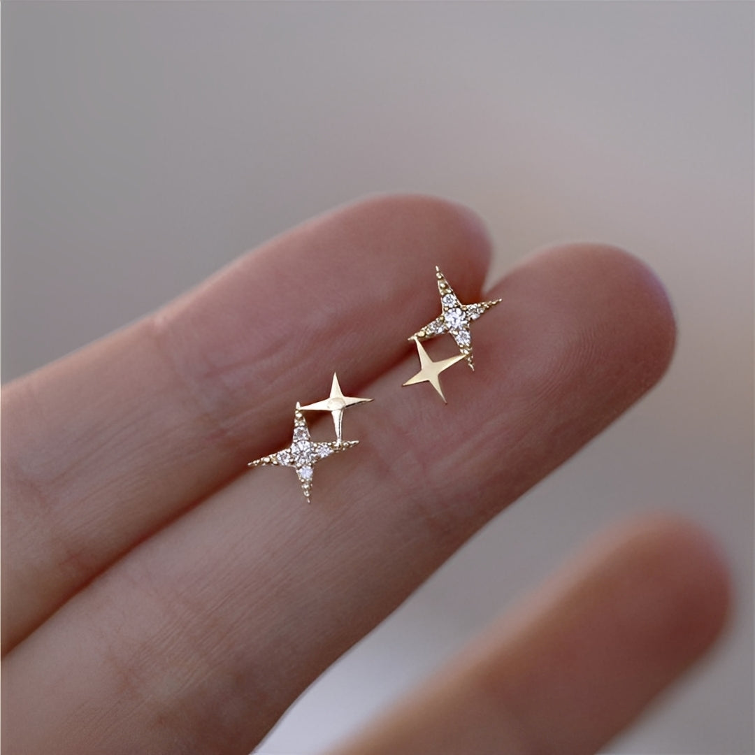 Iya – Boucles d'Oreilles Étoile en Or avec Cubic Zirconia
