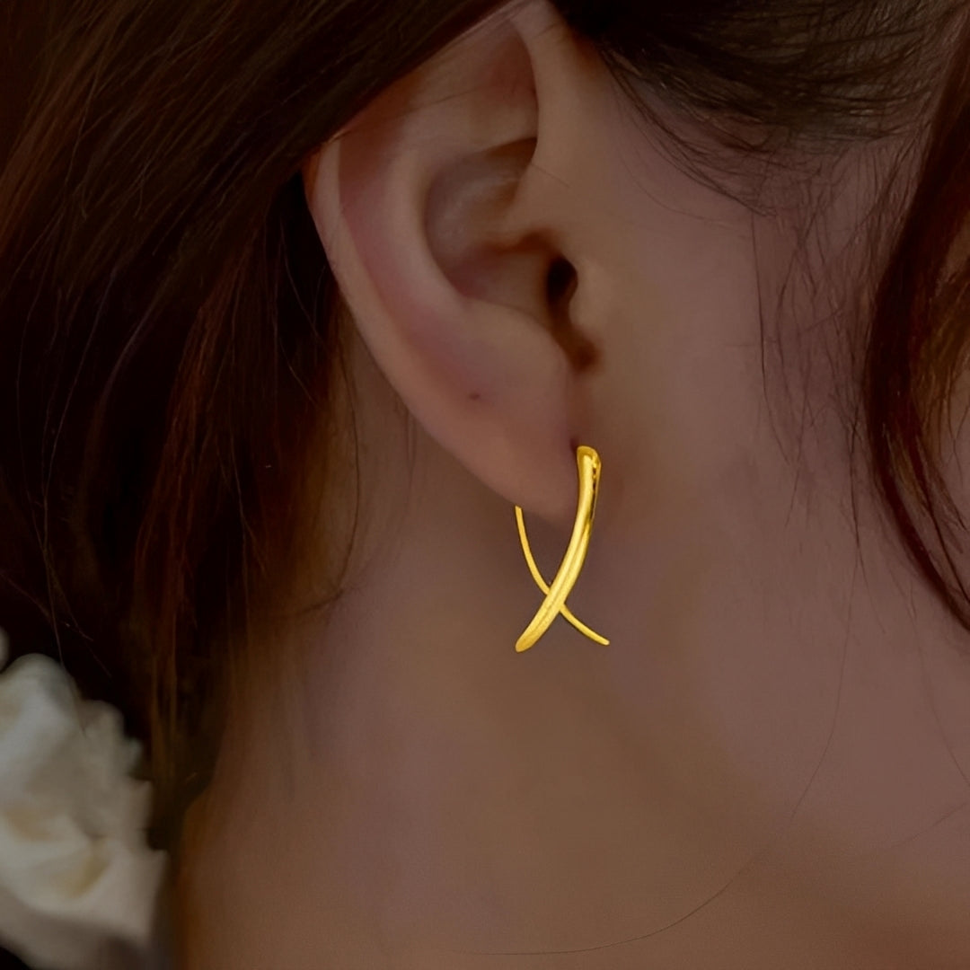 Vanny – Boucles d’Oreilles Croix en Or Élégant