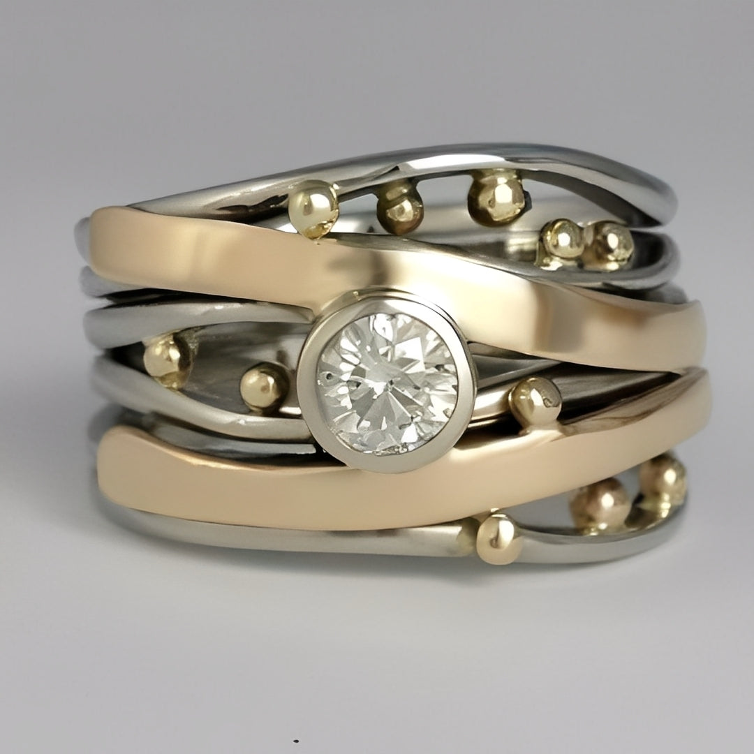 Rhian – Bague Vintage en Or Sertie de Zirconium