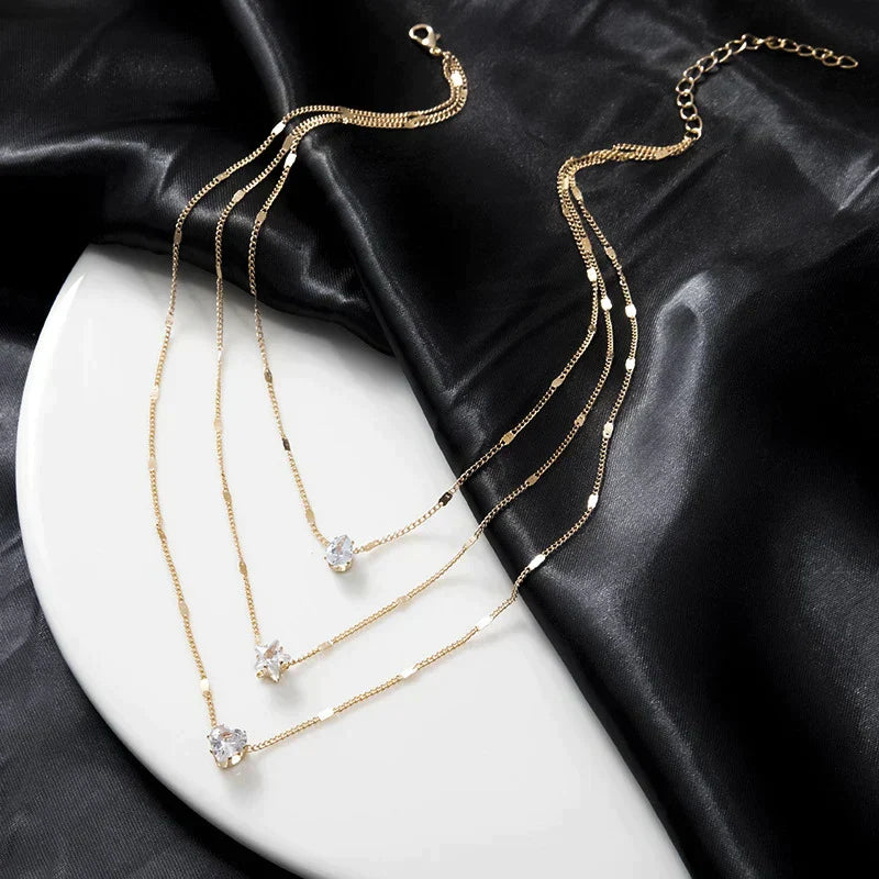 Sally – Collier Doré Trois Pendentifs Zirconia