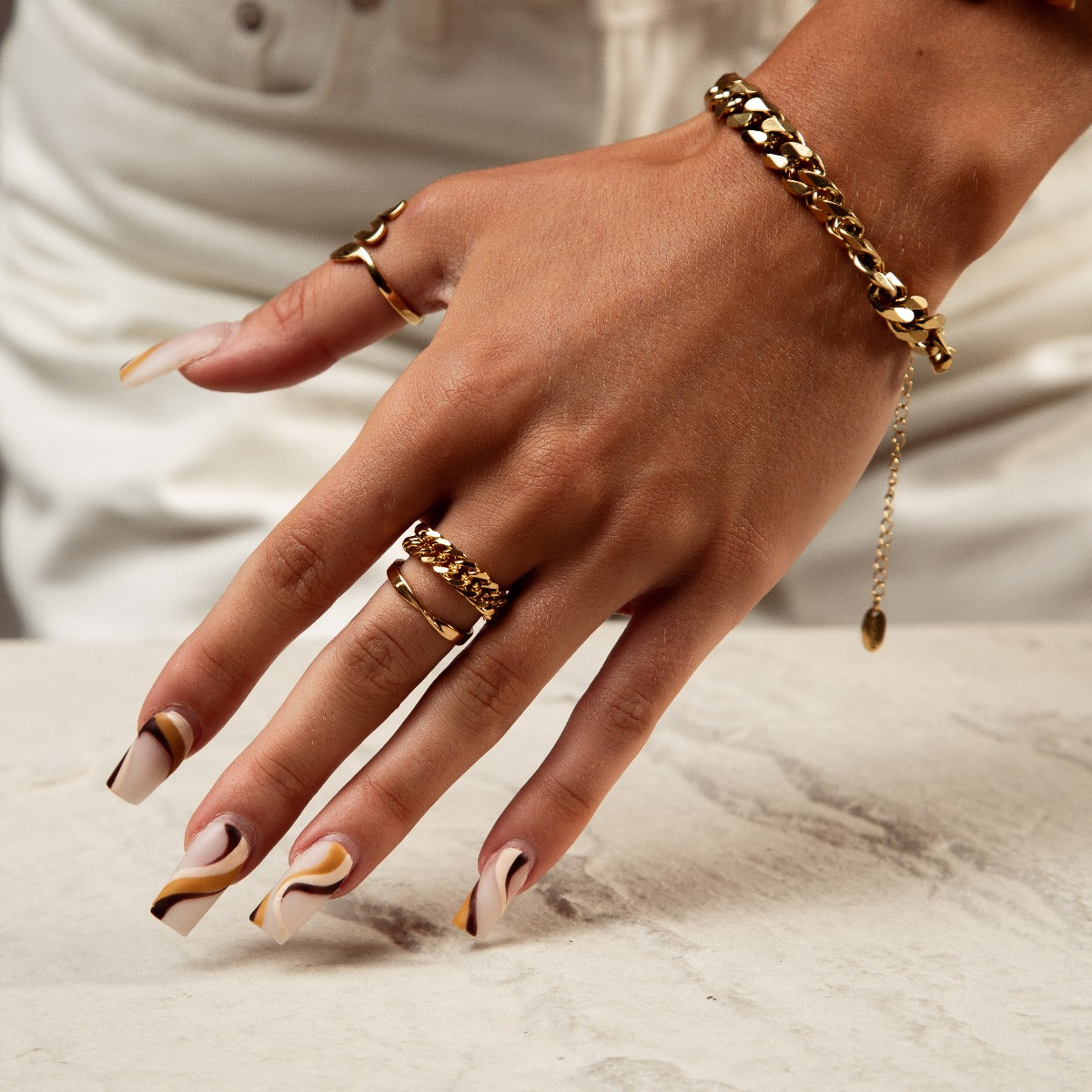 Clara – Bague Chaîne Gourmette Dorée