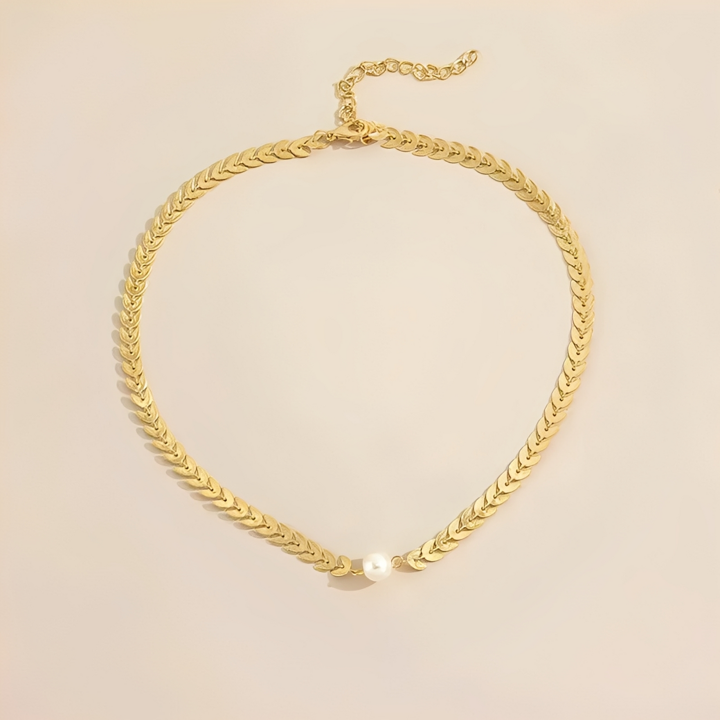 Aria – Collier Romain en Or & Perle Élégante