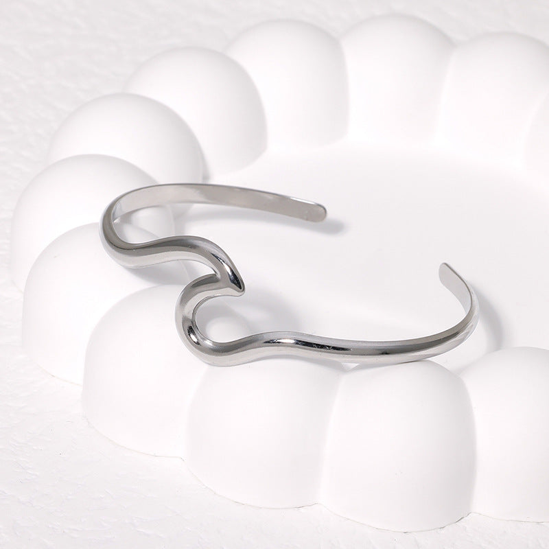 Nox – Bracelet Géométrique Minimaliste