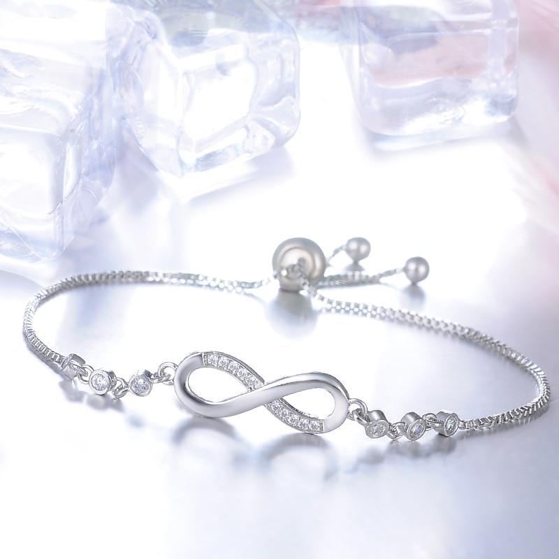 Megan – Bracelet Infini Ajustable en Argent