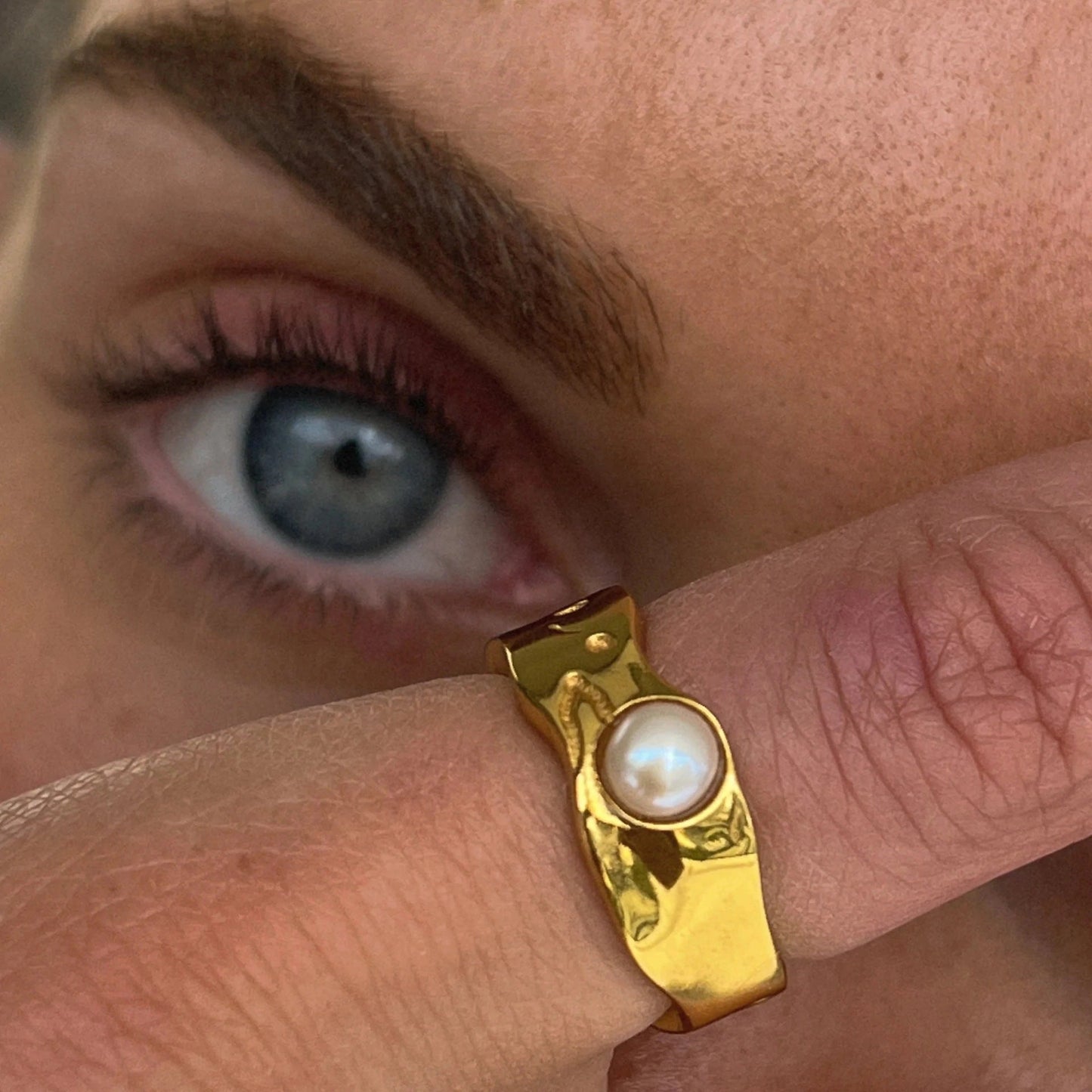 Zayra – Bague Vintage avec Perle Naturelle en Or