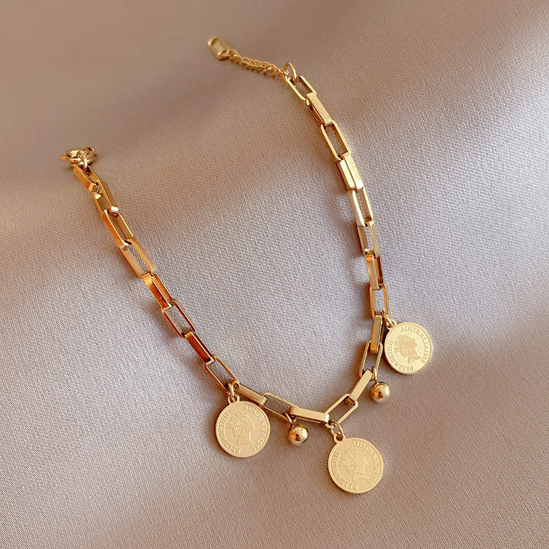Maja – Bracelet Ajustable avec Pièces de Monnaie en Or