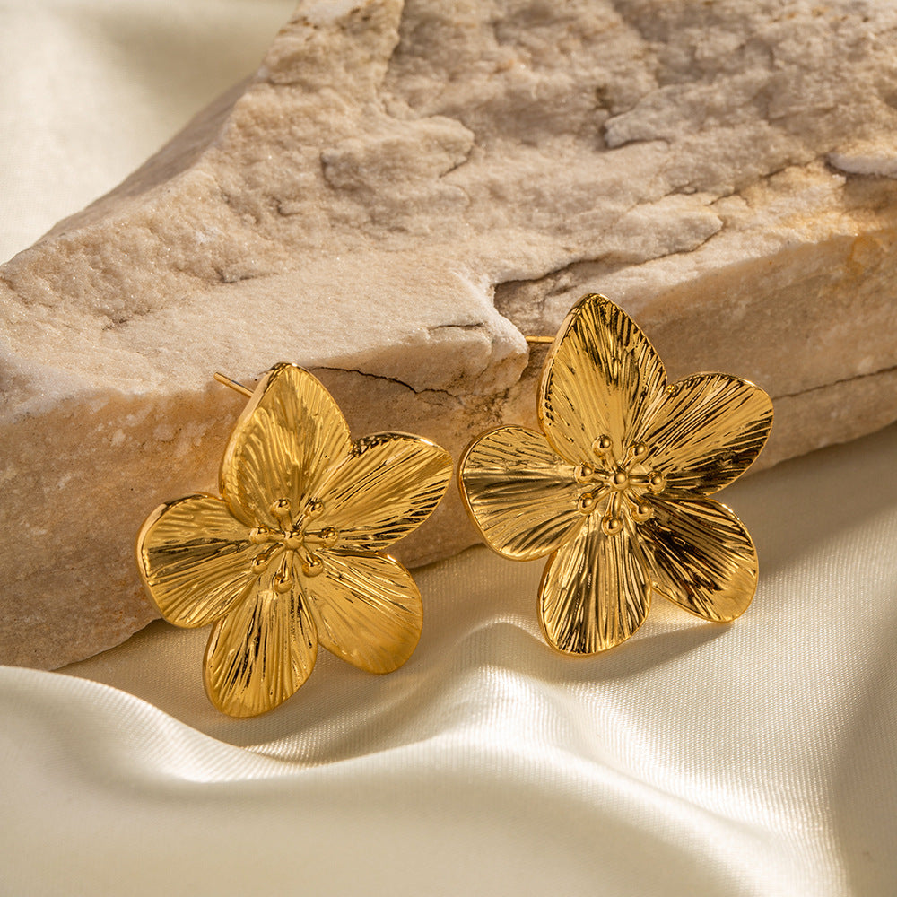 Allysa - Boucles d'oreilles en or avec fleurs
