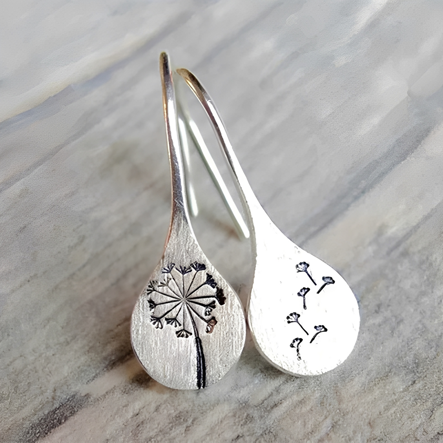 Yara – Boucles d'Oreilles Feuille de Pissenlit en Argent 925