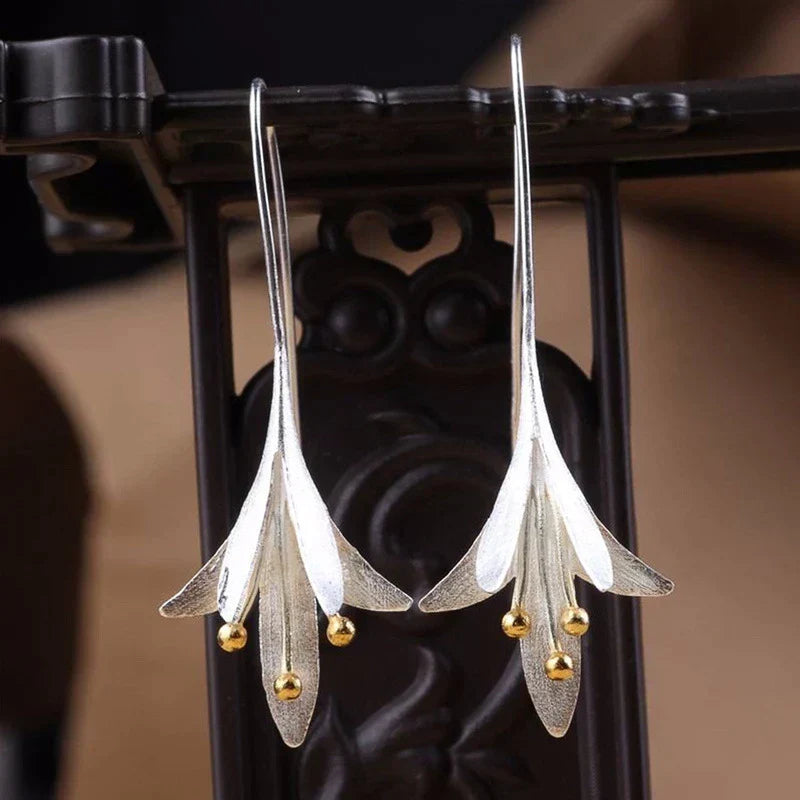 Lina – Boucles d'Oreilles Fleur en Argent