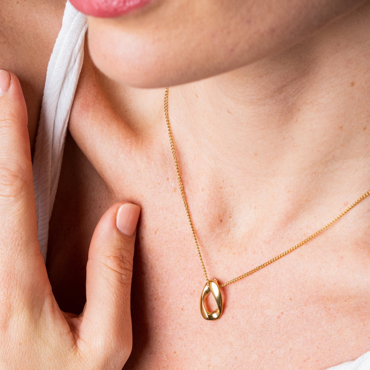 Pyroni – Collier Pendentif Doré
