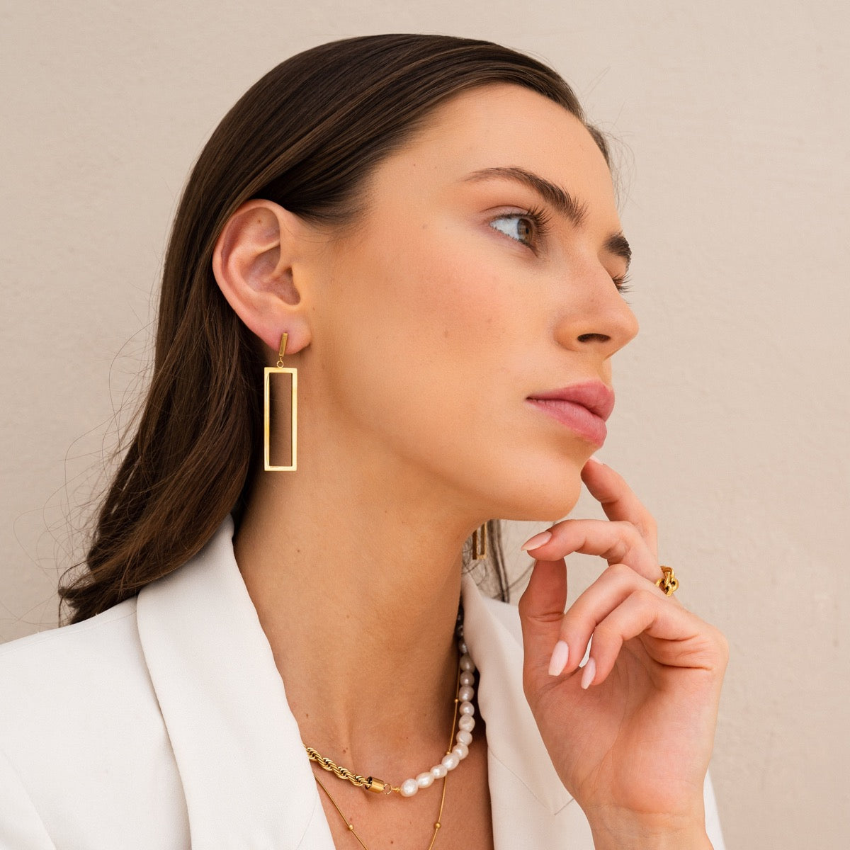 Joie – Boucles Pendantes Rectangles Minimalistes