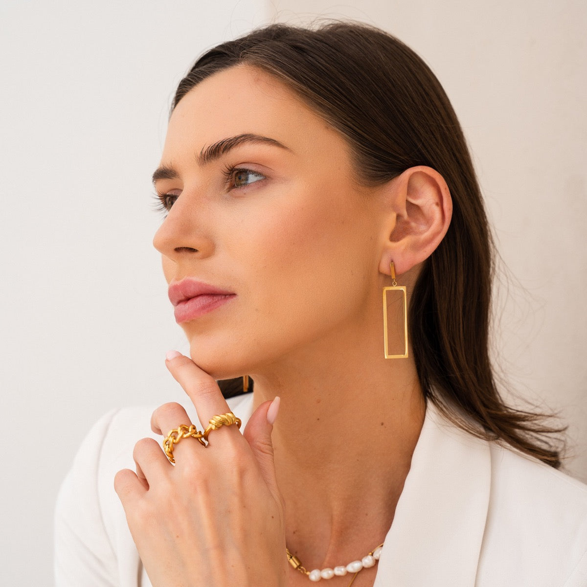 Joie – Boucles Pendantes Rectangles Minimalistes