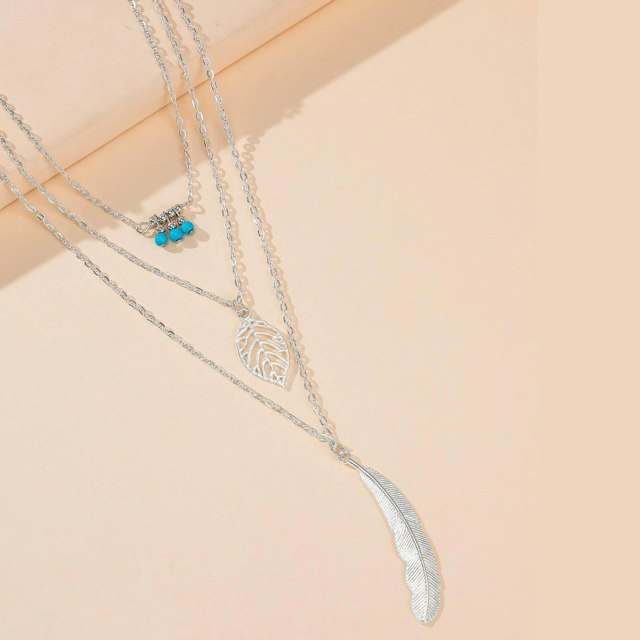 Pendentif Feuille & Plume - Collier à 3 Couches