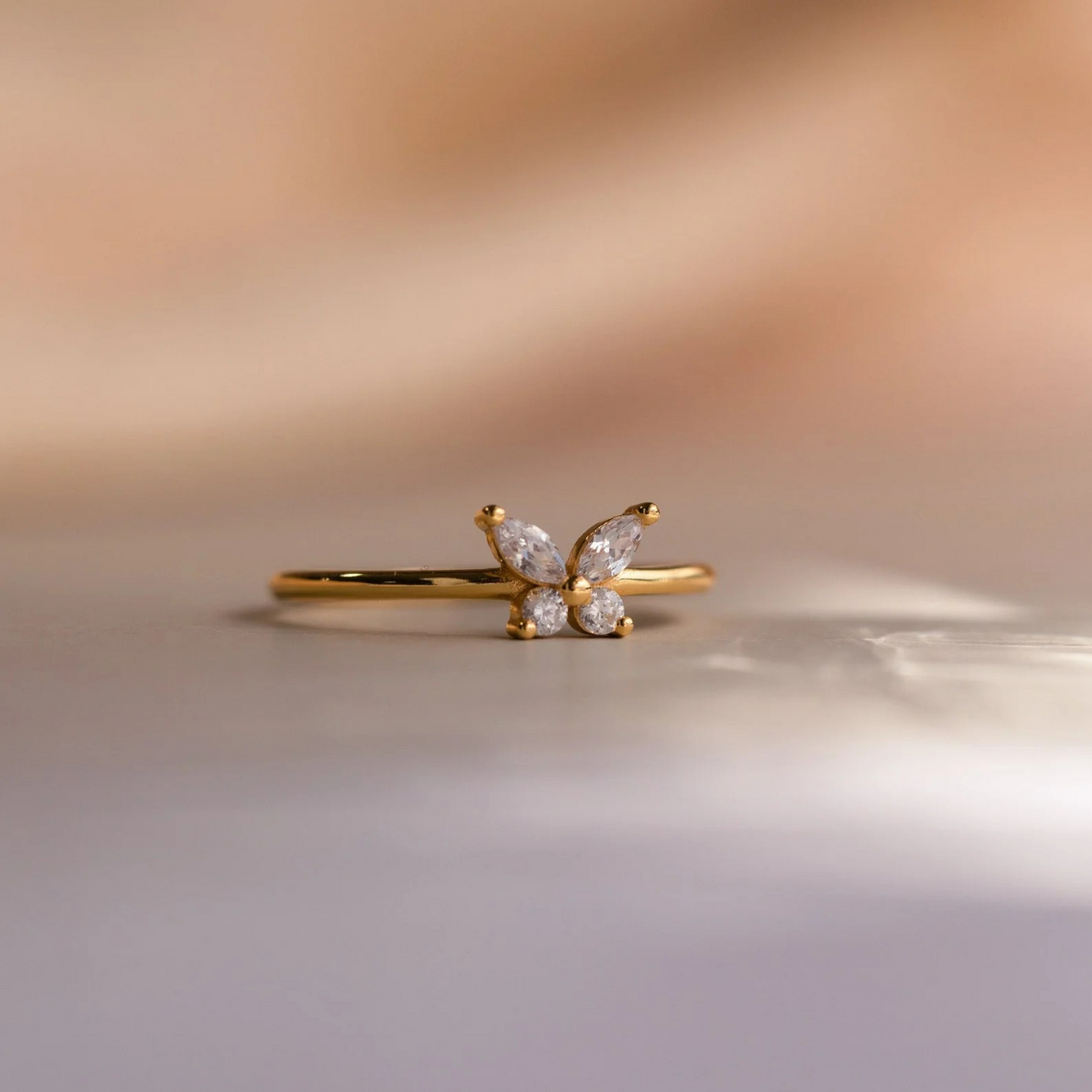 Papillon en diamant - Bague délicate en forme de papillon