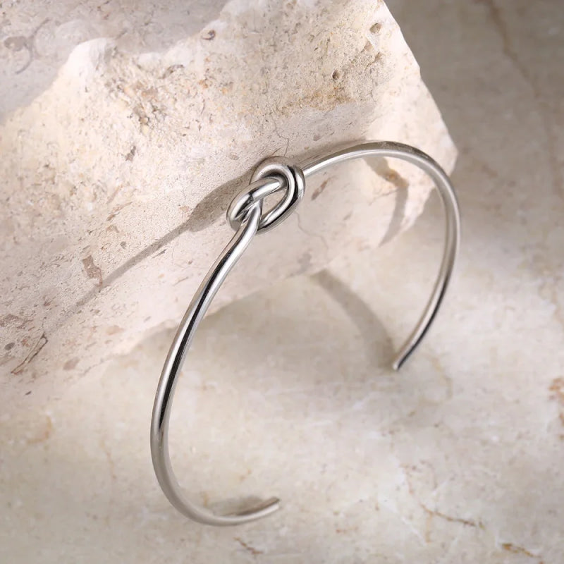 Inaya – Bracelet Nœud Vintage Réglable