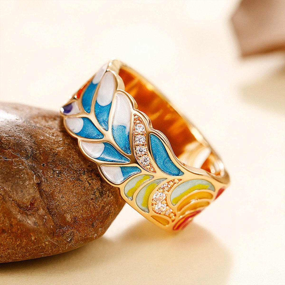 Isolde – Bague Murmures de Fleurs Peintes à la Main