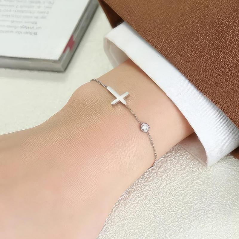 Althea – Bracelet avec Croix pour Femme en Or & Argent