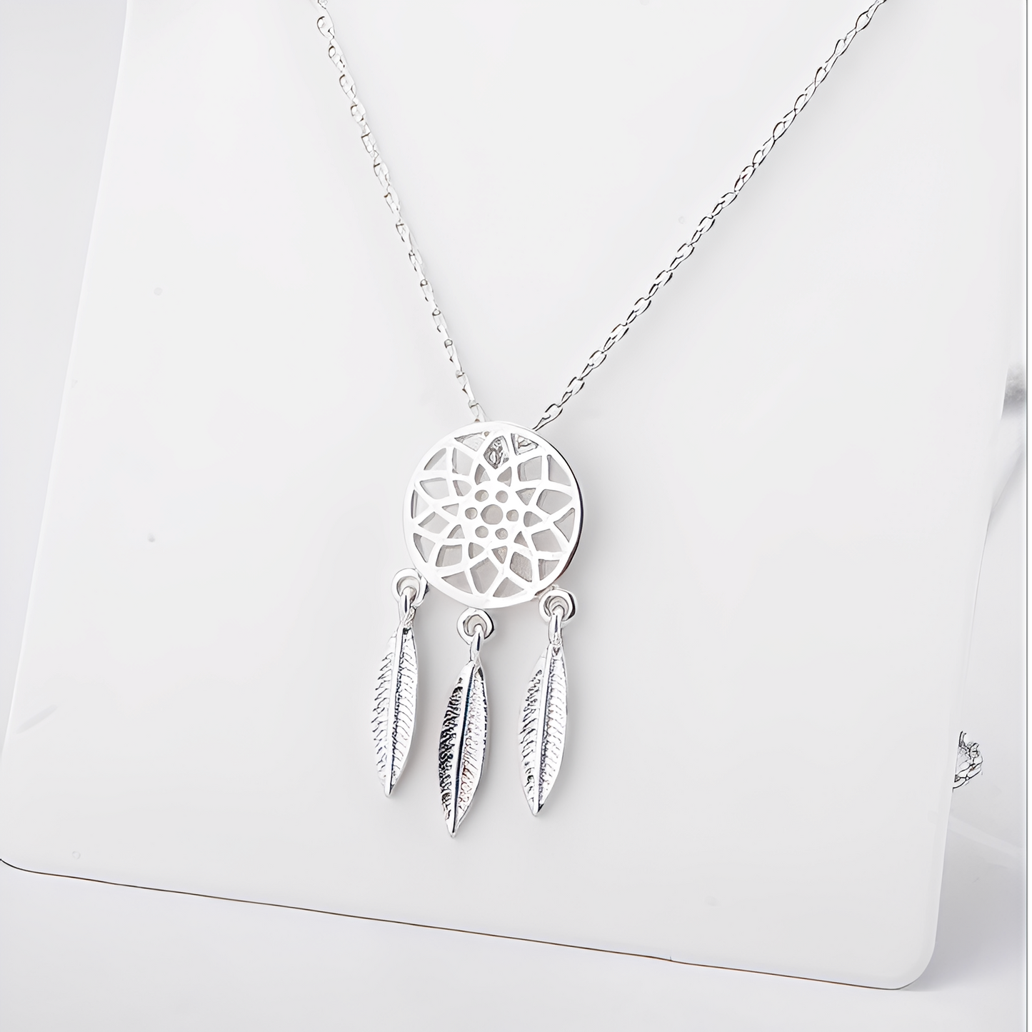 Aiyana – Collier Attrape-Rêve Spirituel
