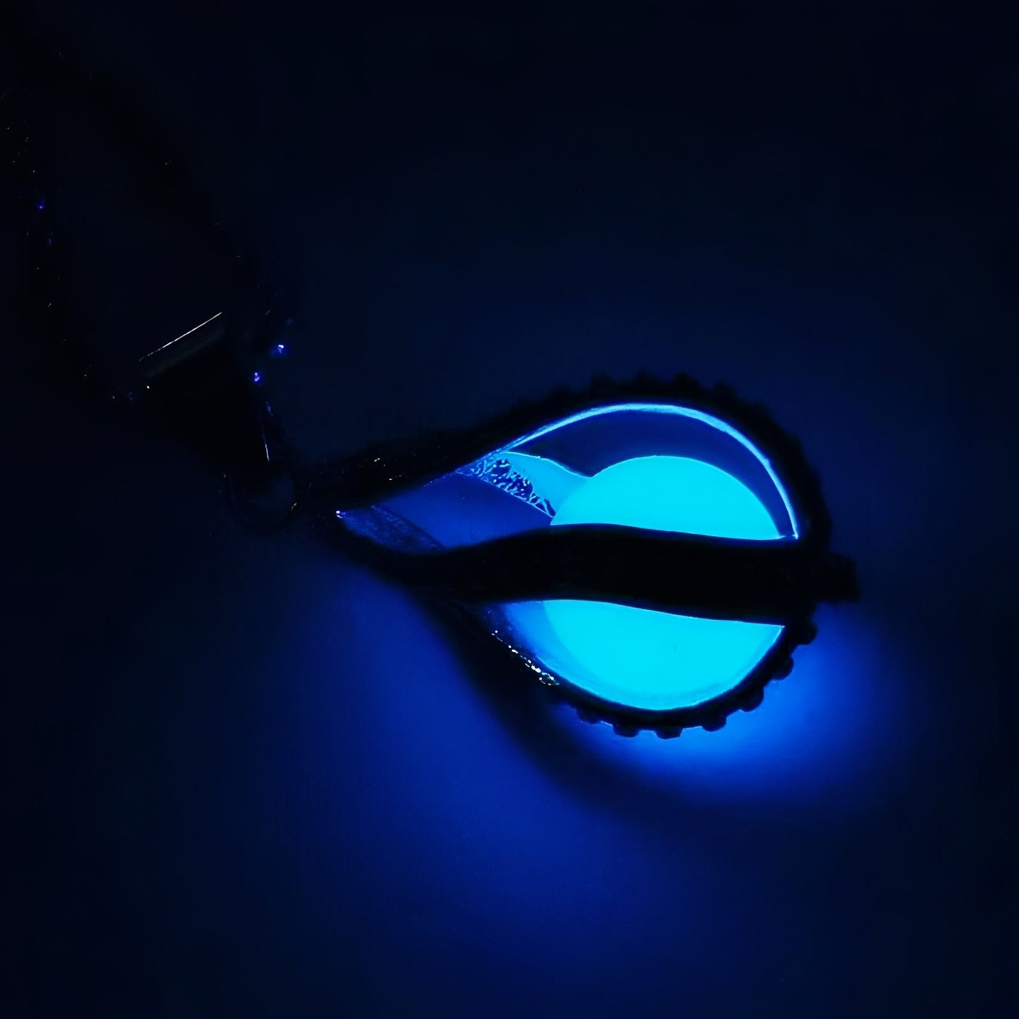 Arielle – Collier Goutte Lumineuse de Sirène