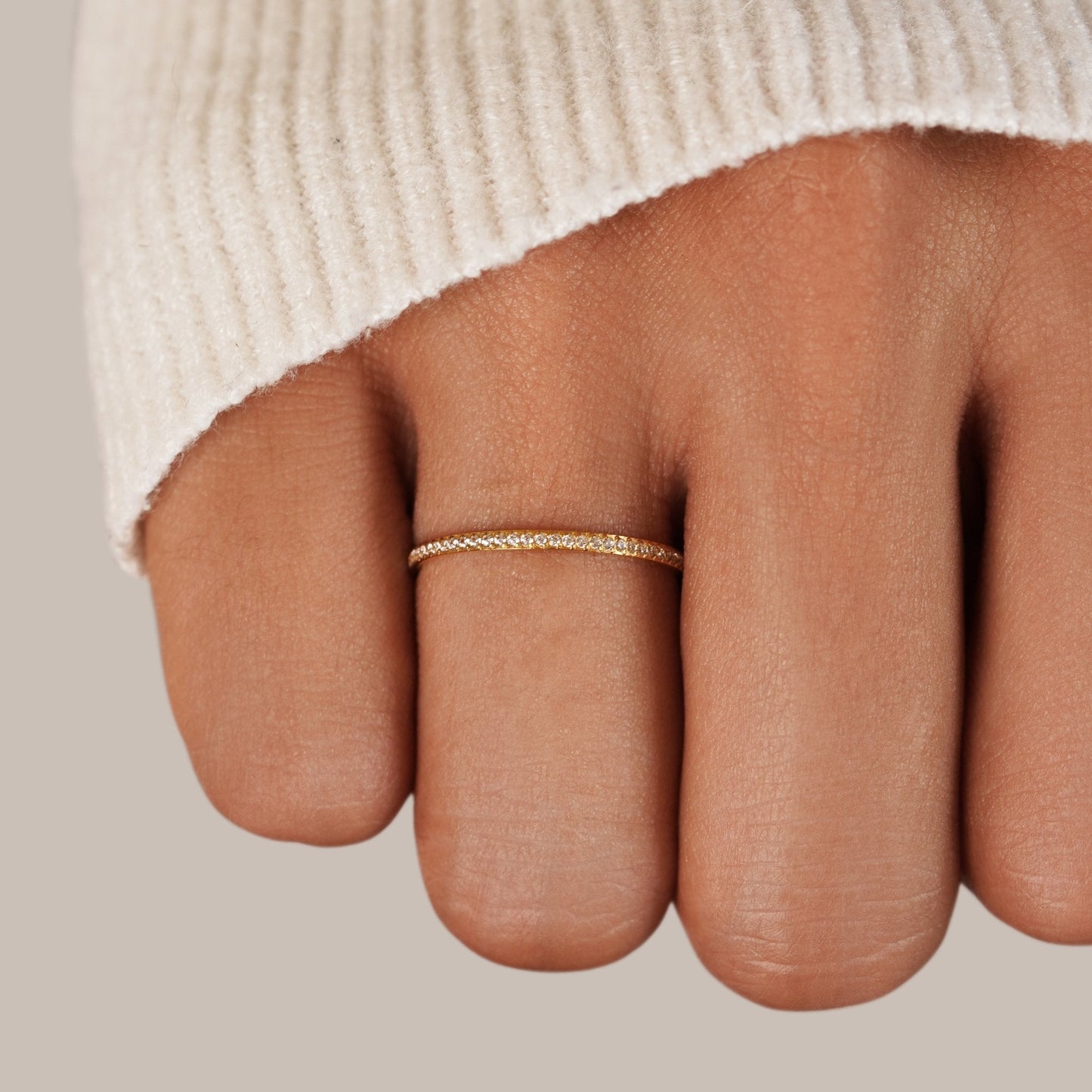 Vanya – Bague Éternité à Cristaux