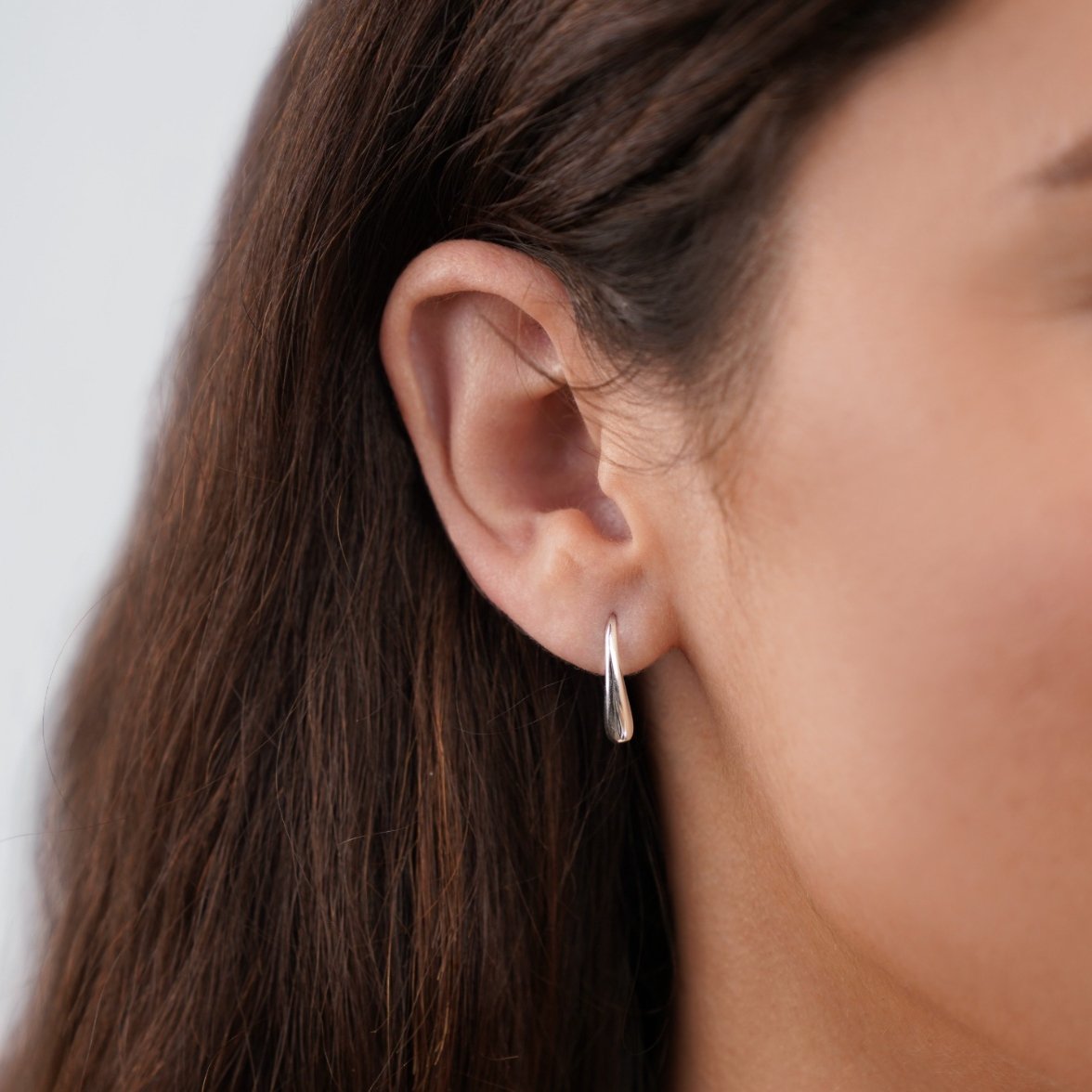 Francesca – Boucles d’Oreilles Goutte d’Eau Argentées