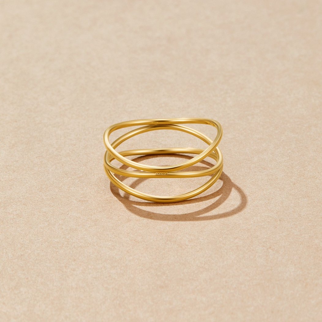 Elayna – Bague Boucle Infini Dorée