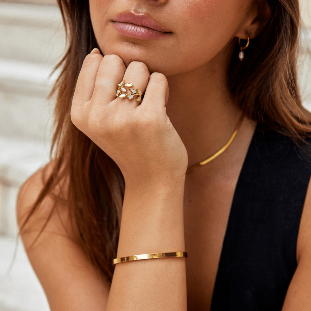 Ysolde – Bague Feuille Dorée