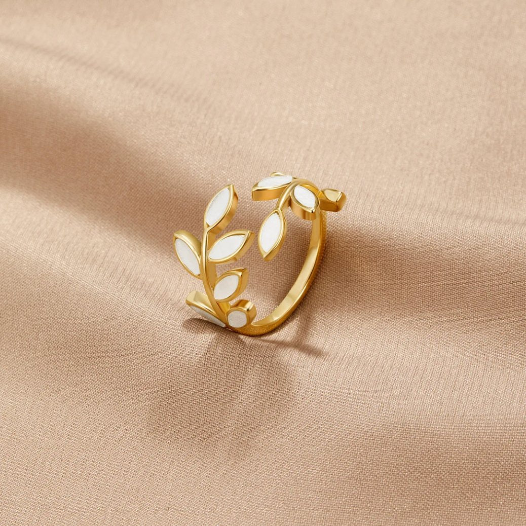 Ysolde – Bague Feuille Dorée