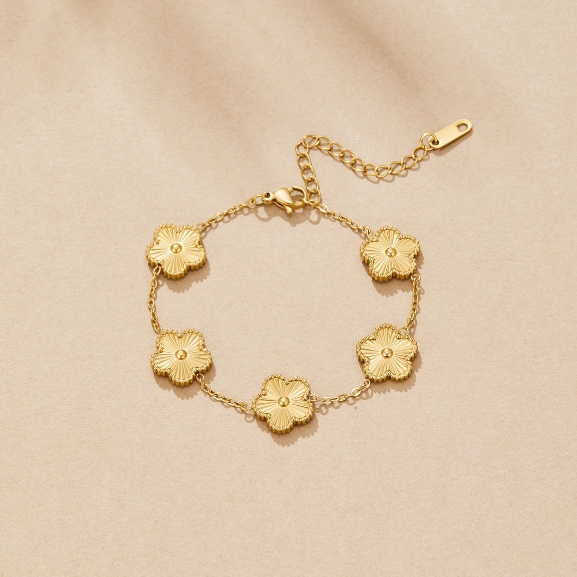 Clary – Bracelet Trèfle Doré