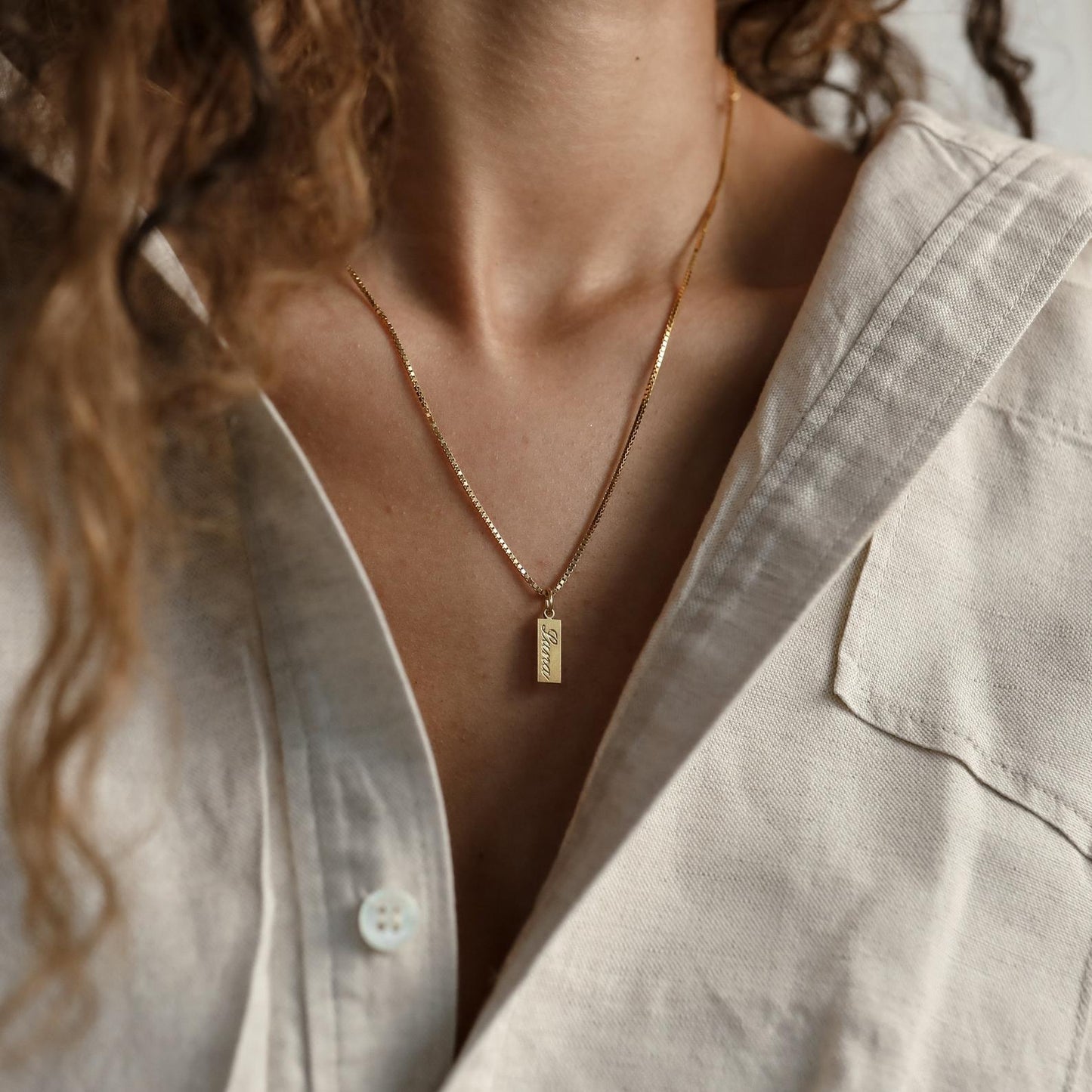 Lina – Collier Dainty Tag Personnalisé